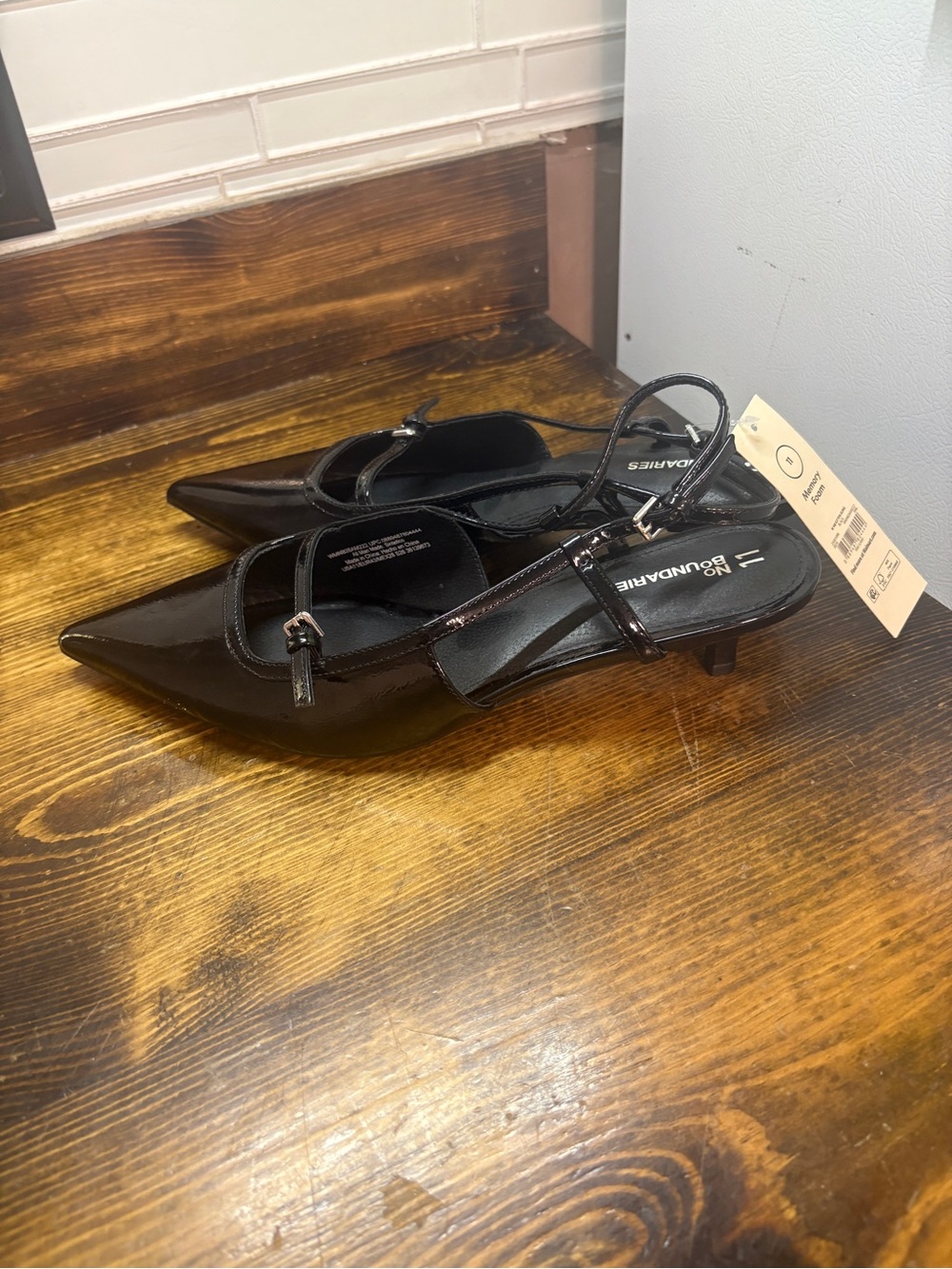 No boundaries black kitten heel sling back shoes size 11